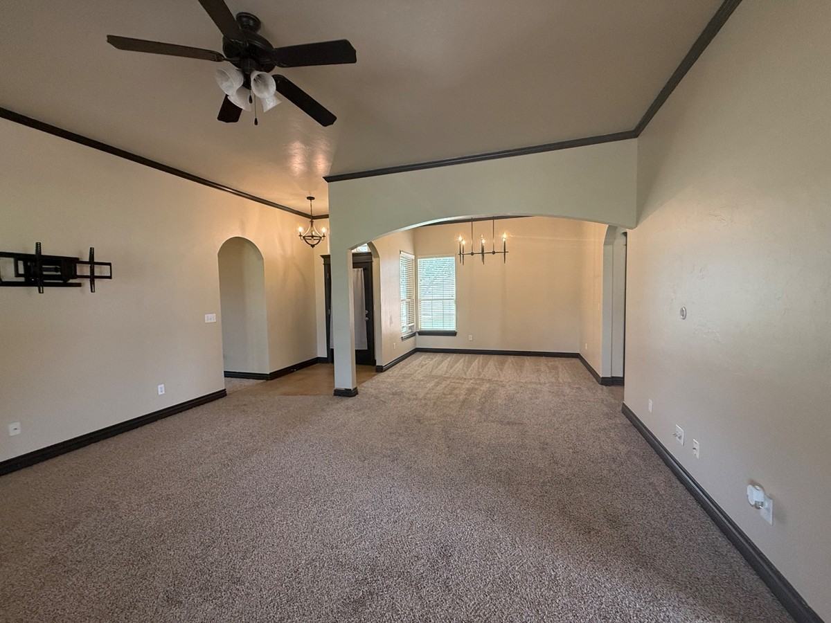 19132 Cottonwood Ct #1 - Photo 6 of 46