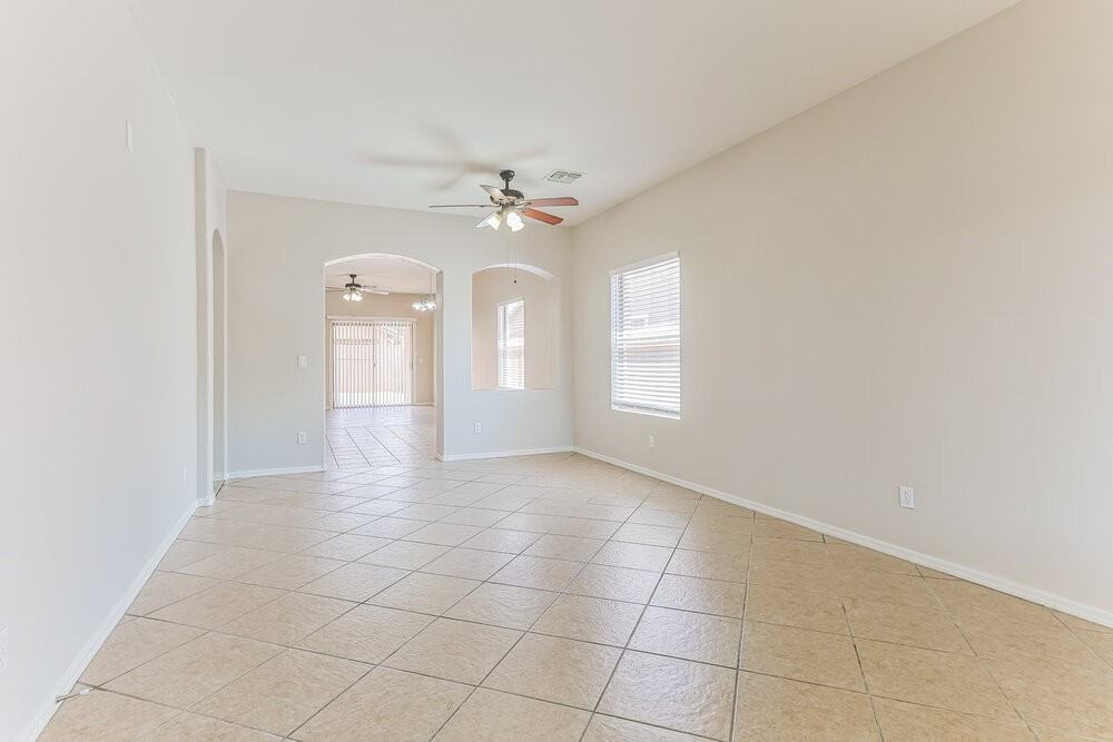 2903 E Pinto Valley Rd - Photo 3 of 16
