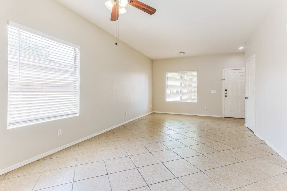 2903 E Pinto Valley Rd - Photo 4 of 16