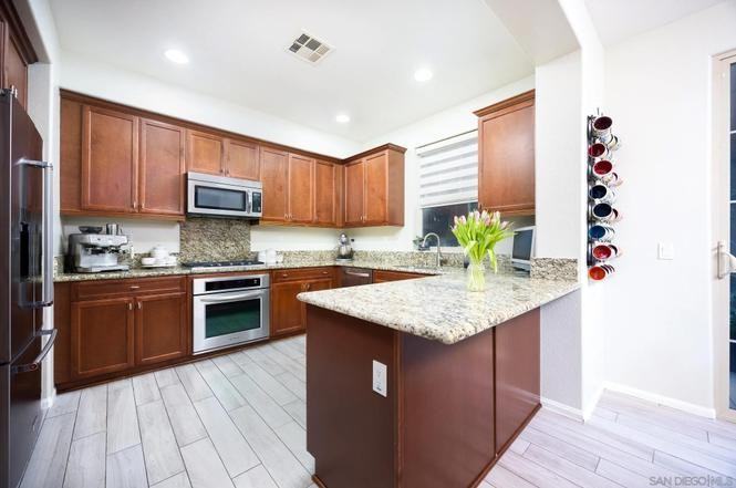1813 Cyan Ln #1 - Photo 4 of 14
