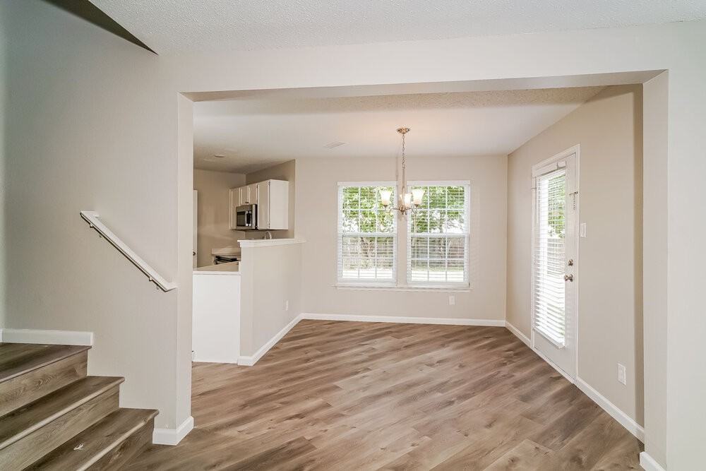 5609 Woodland Trace Blvd - Photo 7 of 17