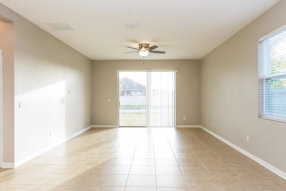 1859 Castleton Dr - Photo 3 of 16