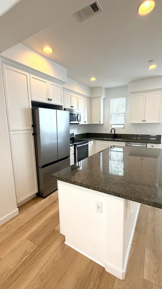 1876 Orizaba Ave #1 - Photo 6 of 29