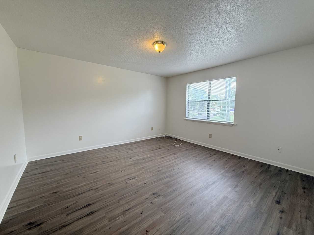 116 Michael Ave Apt D #1 - Photo 6 of 18