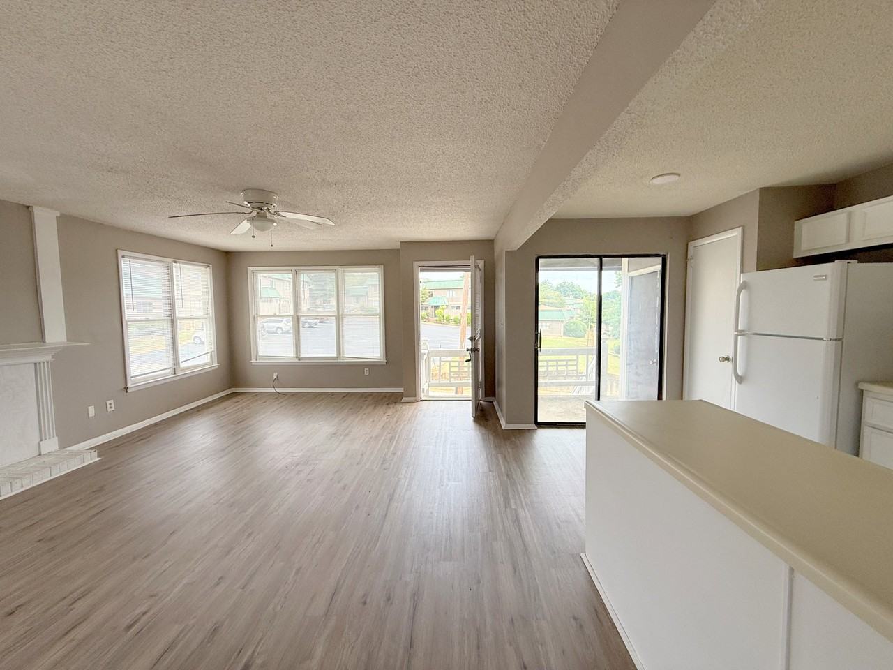 3929 3929 Highridge Drive SouthwestUNIT D #1 - Photo 3 of 14