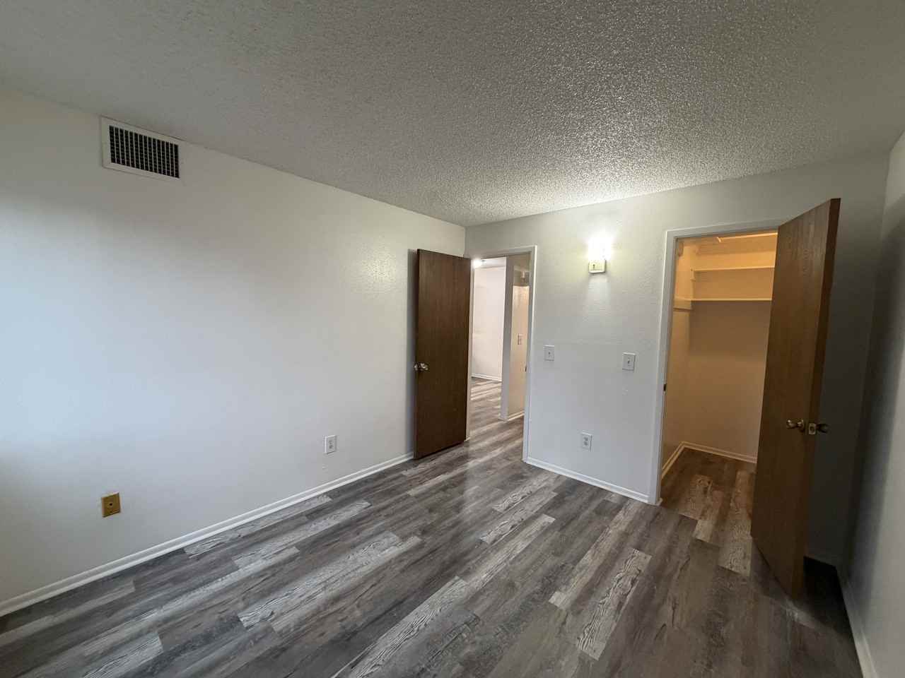 6625 E. Golf Links RoadUnit 2 #1 - Photo 7 of 12