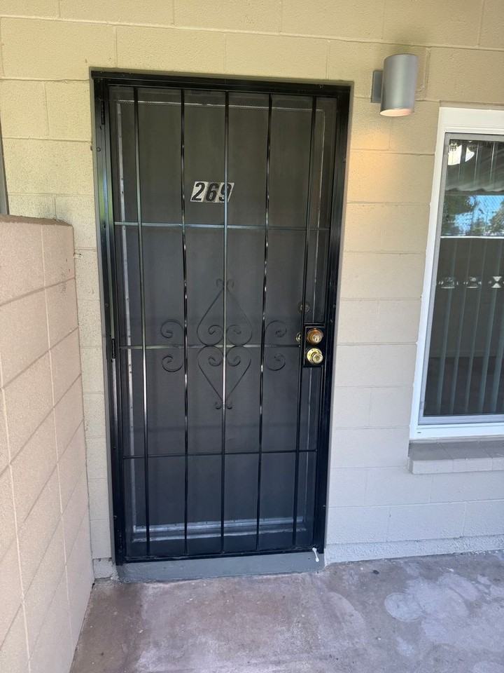 AMBER LIGHTS APTS - Photo 2 of 20