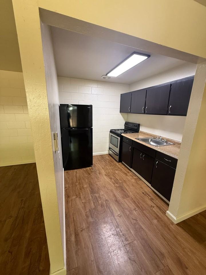 Del Nido Apartments - Photo 7 of 21