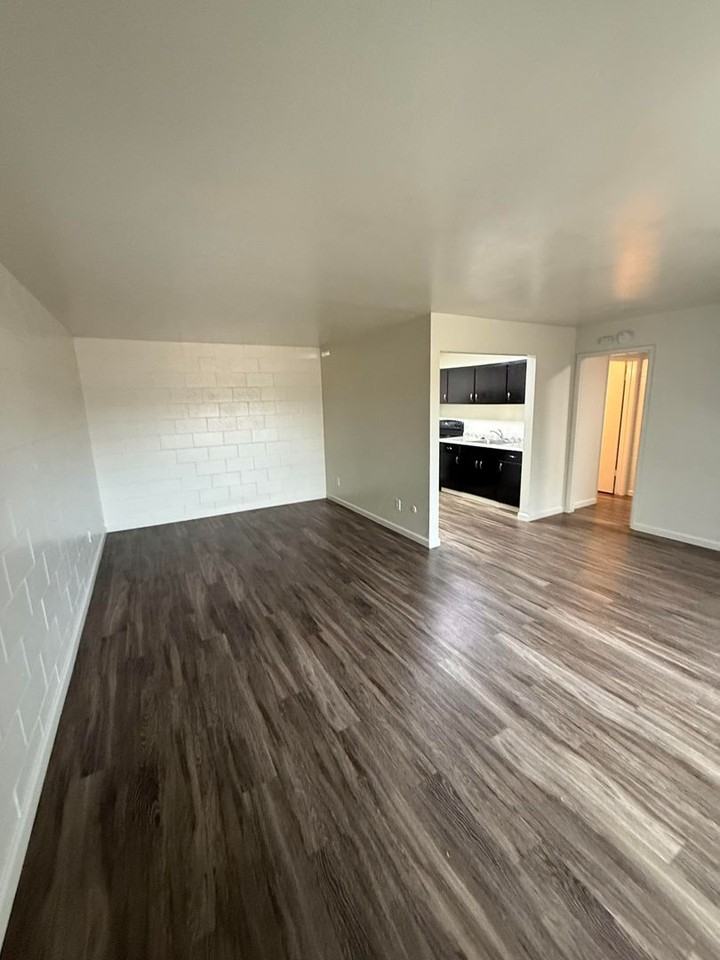 Del Nido Apartments - Photo 6 of 23