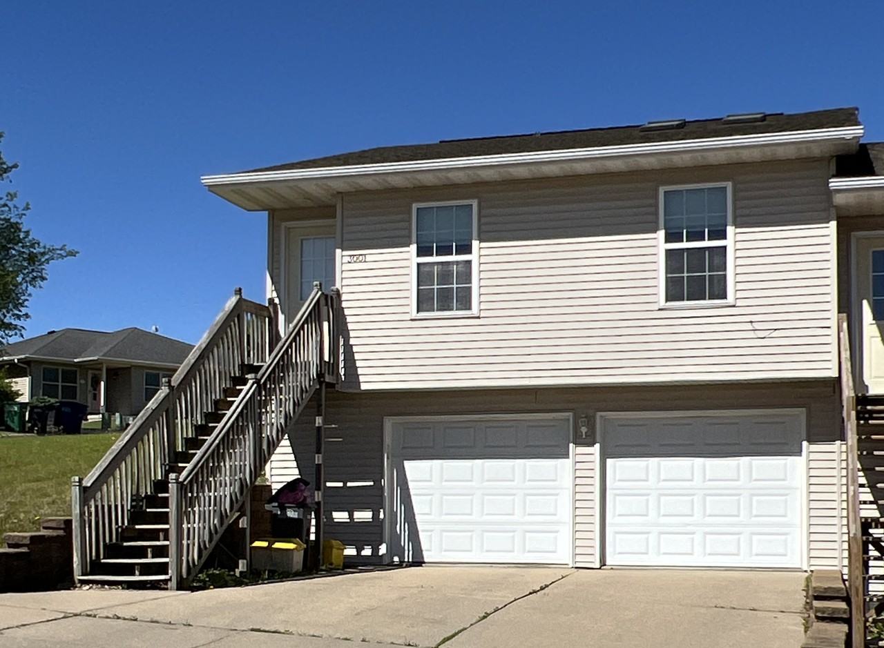 3001 Stellar Eagle Dr #1 - Photo 2 of 30