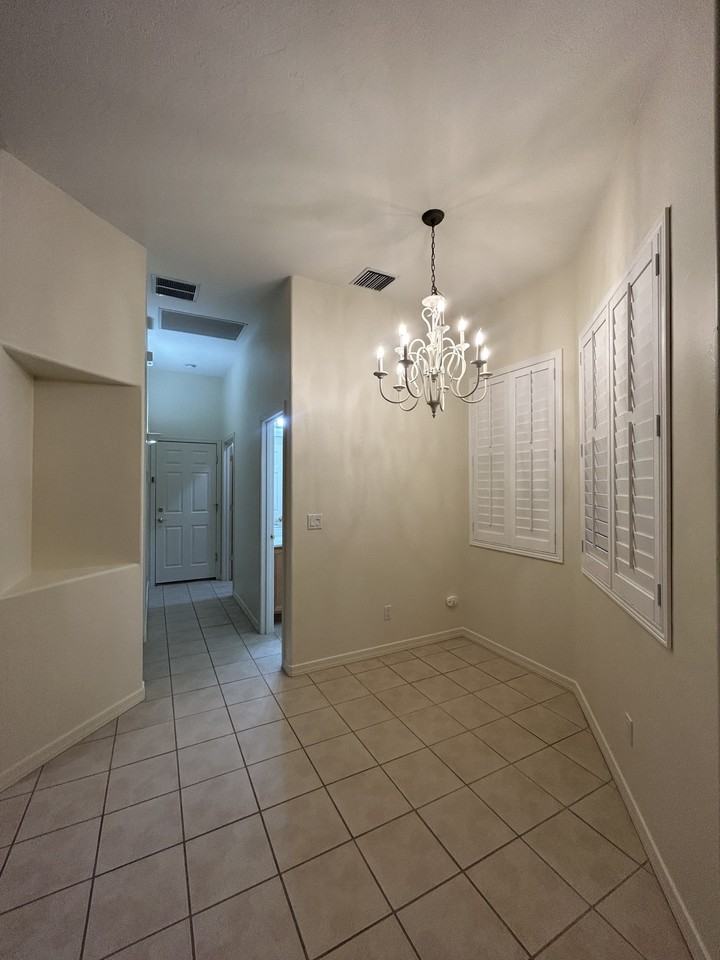5102 N Pinnacle Point Dr #1 - Photo 7 of 20