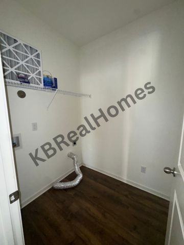 450 Lilly Dr #1 - Photo 5 of 22