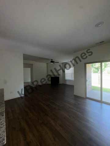 450 Lilly Dr #1 - Photo 7 of 22