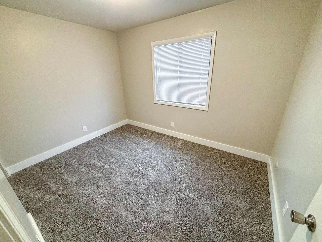Westview Apartments - Photo 6 of 8