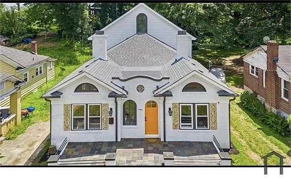 984 Dill Ave Sw - Photo 2 of 32