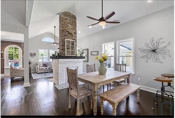 984 Dill Ave Sw - Photo 7 of 32