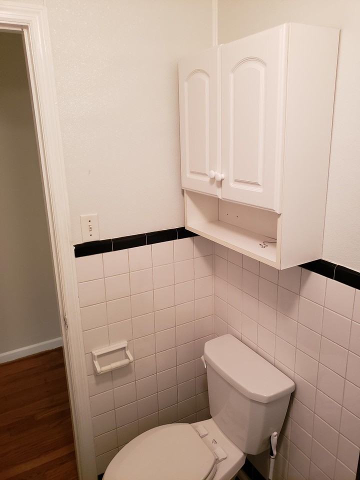 419 Banks St #C - Photo 7 of 8