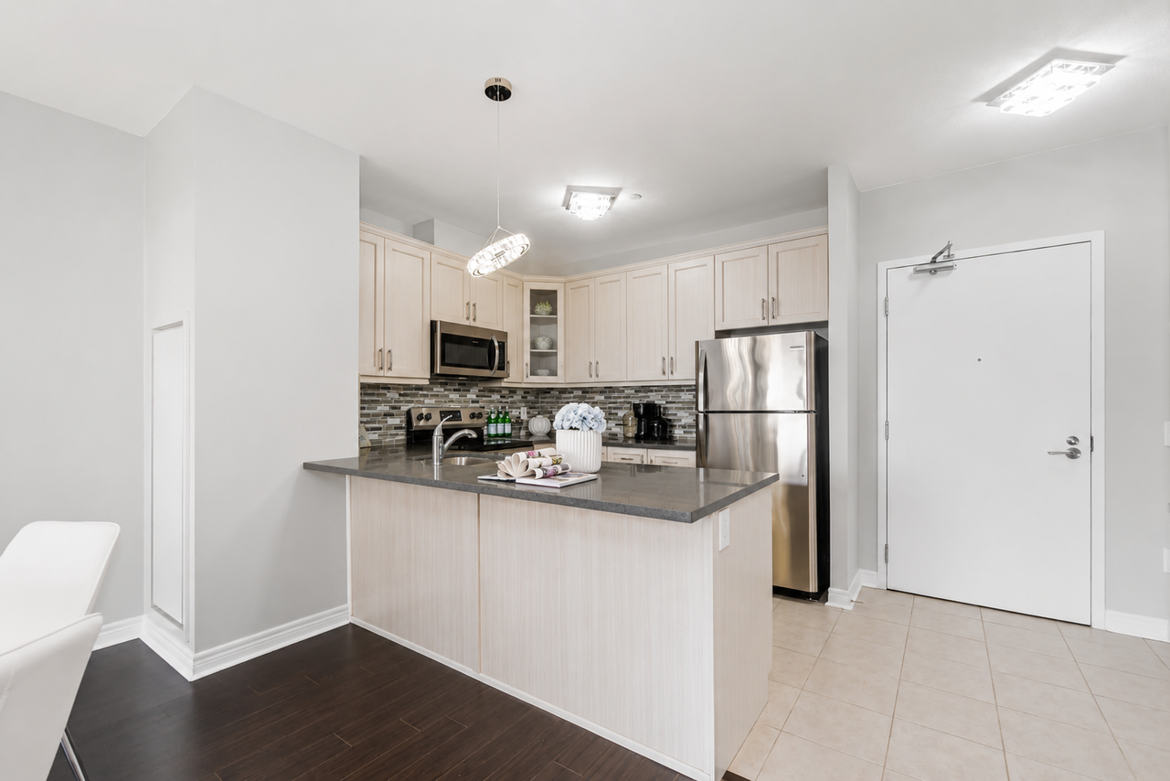 7325 Markham Road #809 - Photo 6 of 27