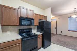 featured image of 824 E Hastings Rd