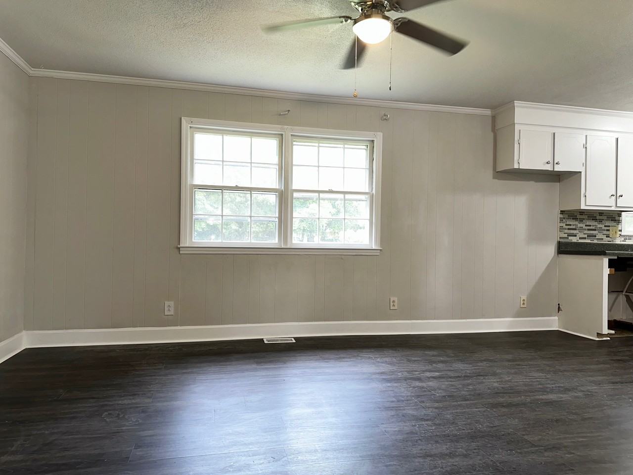 2300 E Hewitt St #1 - Photo 6 of 21