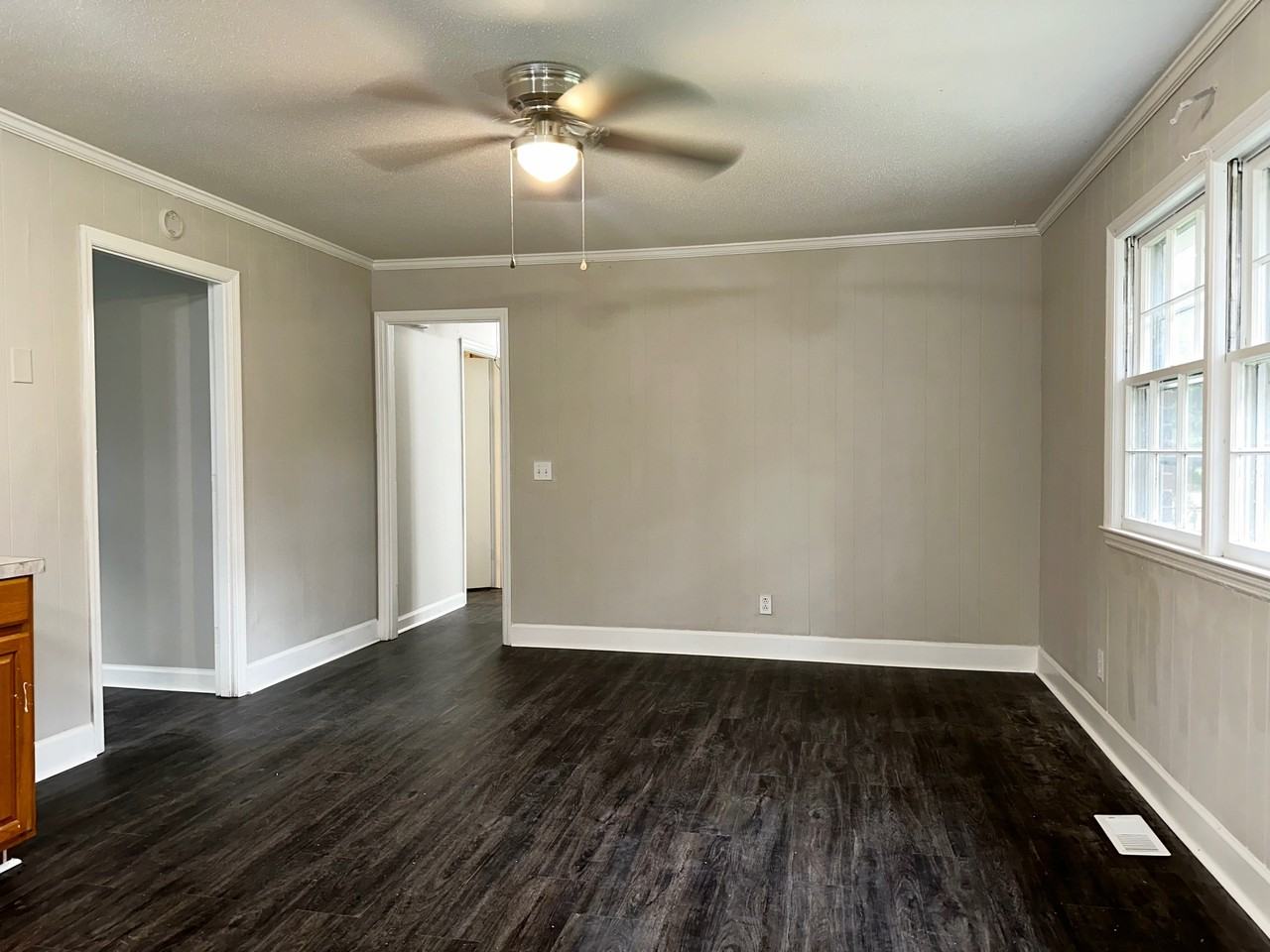 2300 E Hewitt St #1 - Photo 7 of 21