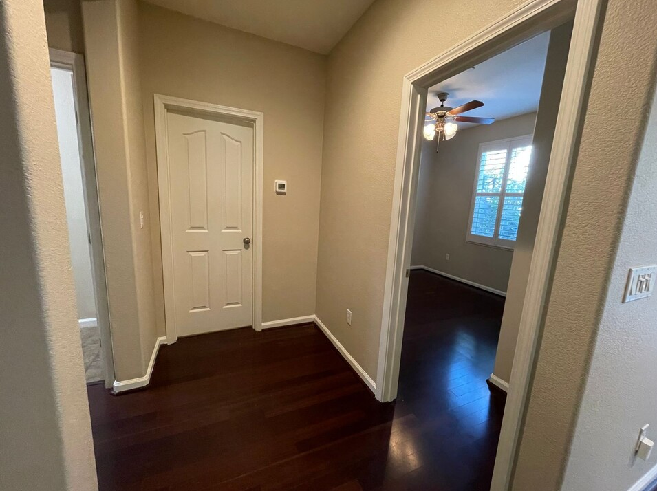 1704 Rivage Cir #1 - Photo 7 of 24