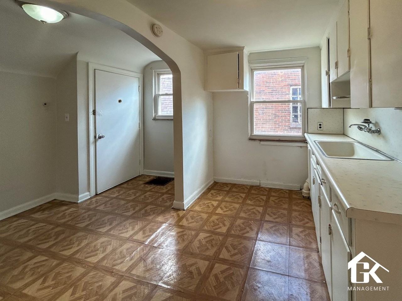 18461 Washburn Ave - Photo 5 of 26