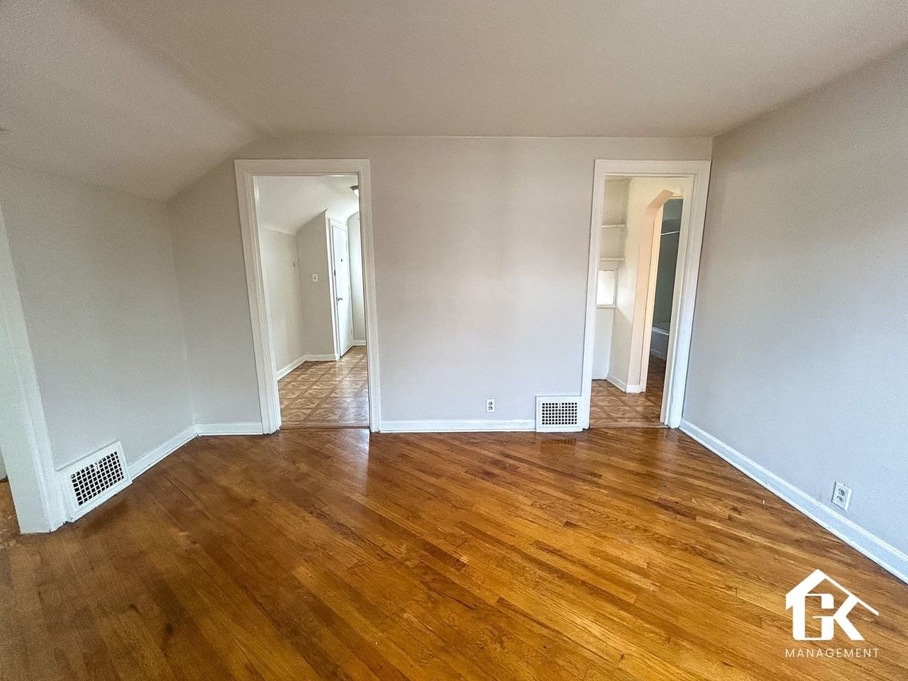 18461 Washburn Ave - Photo 3 of 26