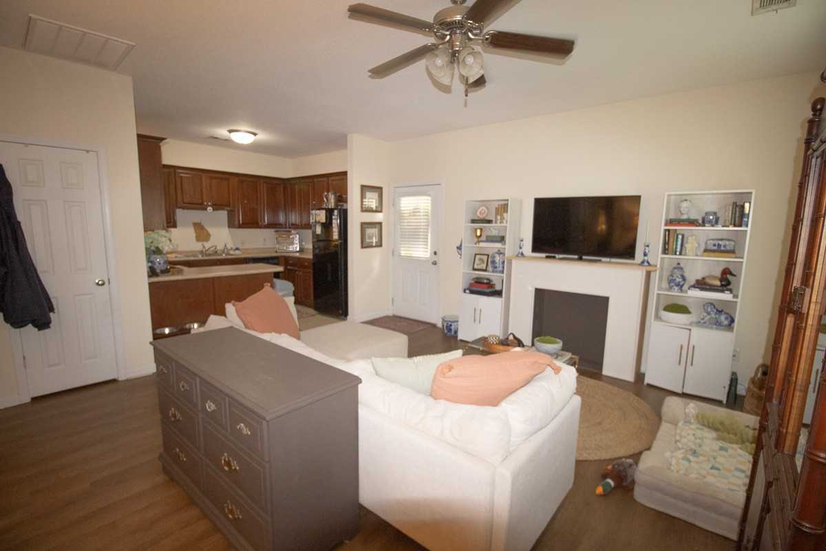 315 Palm Ave #1 - Photo 5 of 16