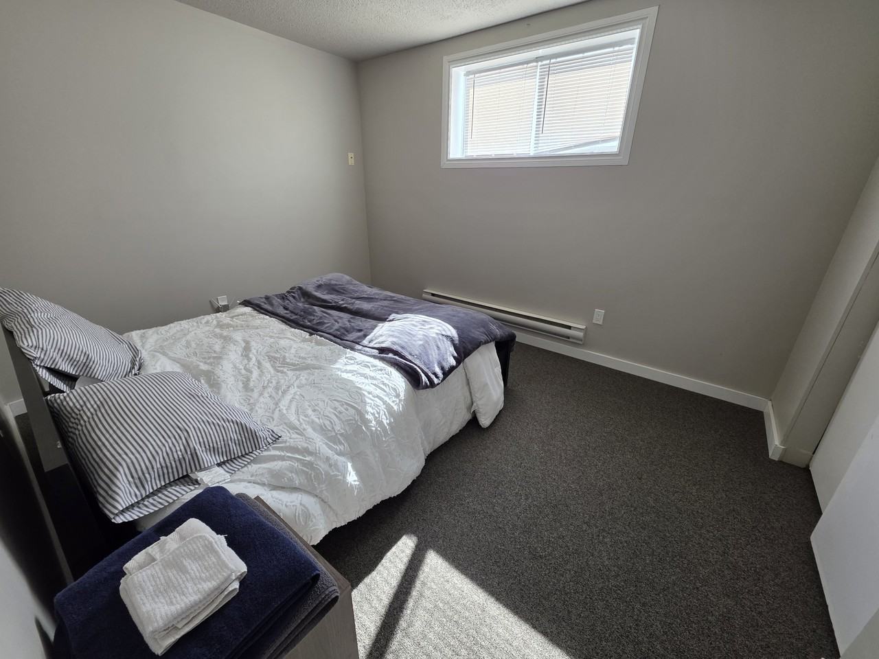 10511 102 Ave #2 - Photo 4 of 7