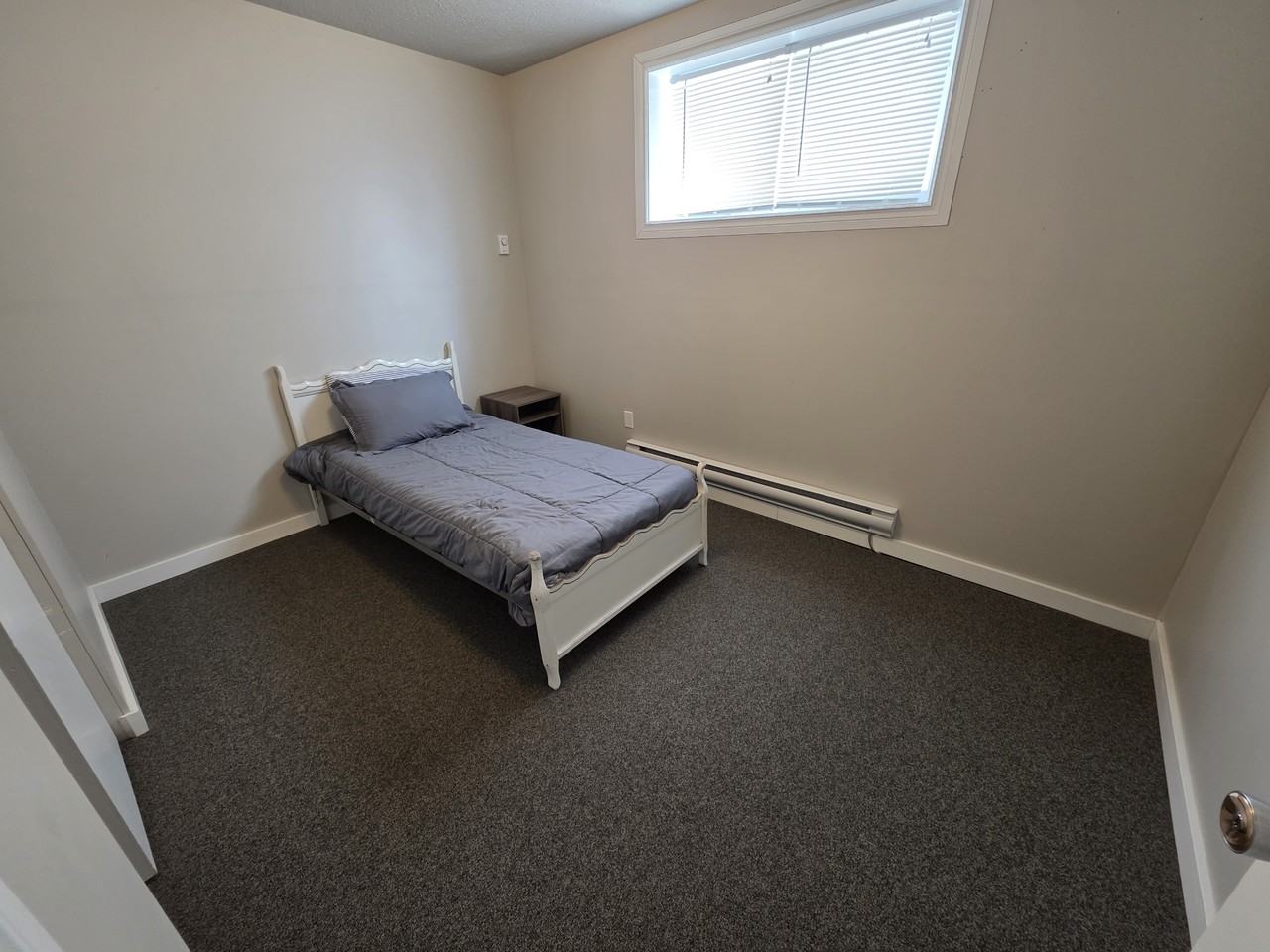 10511 102 Ave #2 - Photo 5 of 7