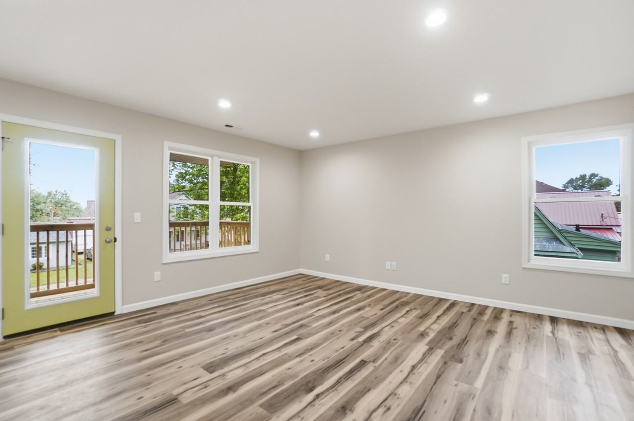 1626 Howell St #1 - Photo 7 of 30