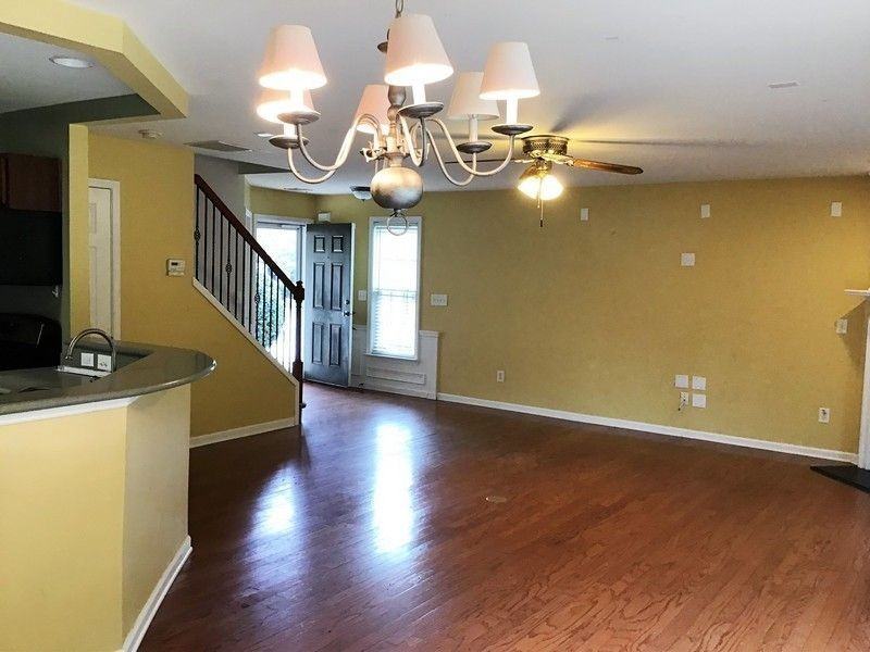 3289 Wellington Walk Sw #1 - Photo 3 of 12