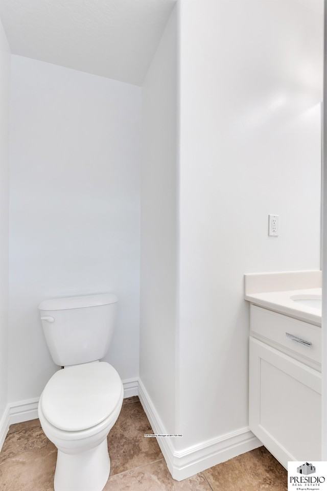 727 W Sandhill Dr #1 - Photo 3 of 37