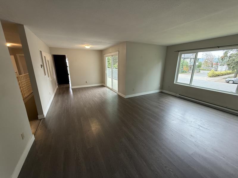 3677 Country Club Dr Uppr - Photo 4 of 25