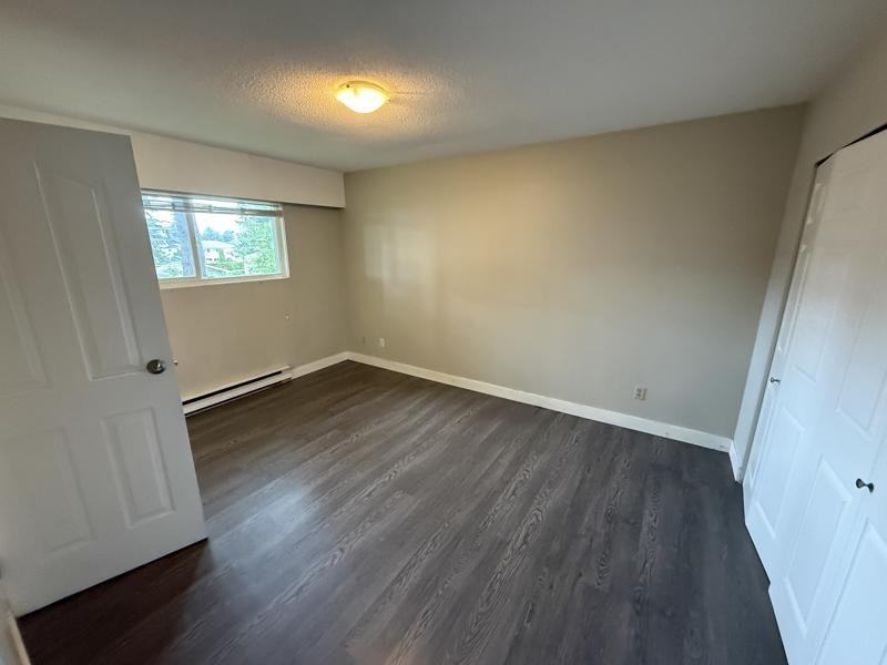3677 Country Club Dr Uppr - Photo 6 of 25
