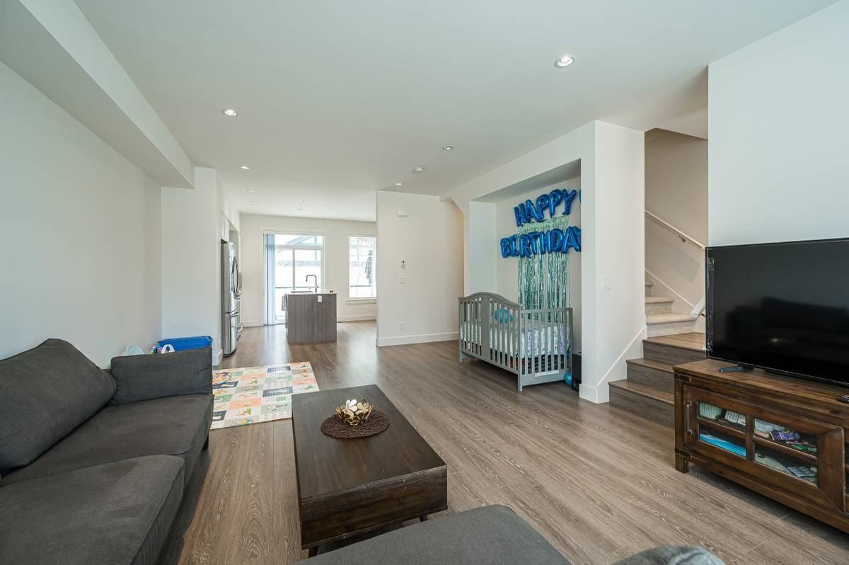 11188 72 Ave #21 - Photo 6 of 36