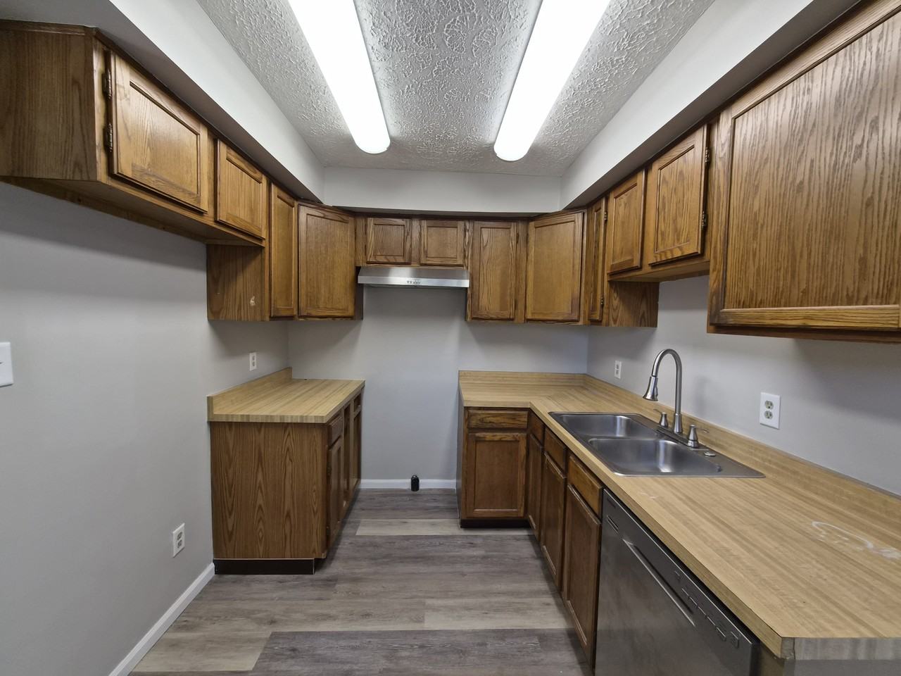 3707 N Riley Ave #1 - Photo 4 of 19