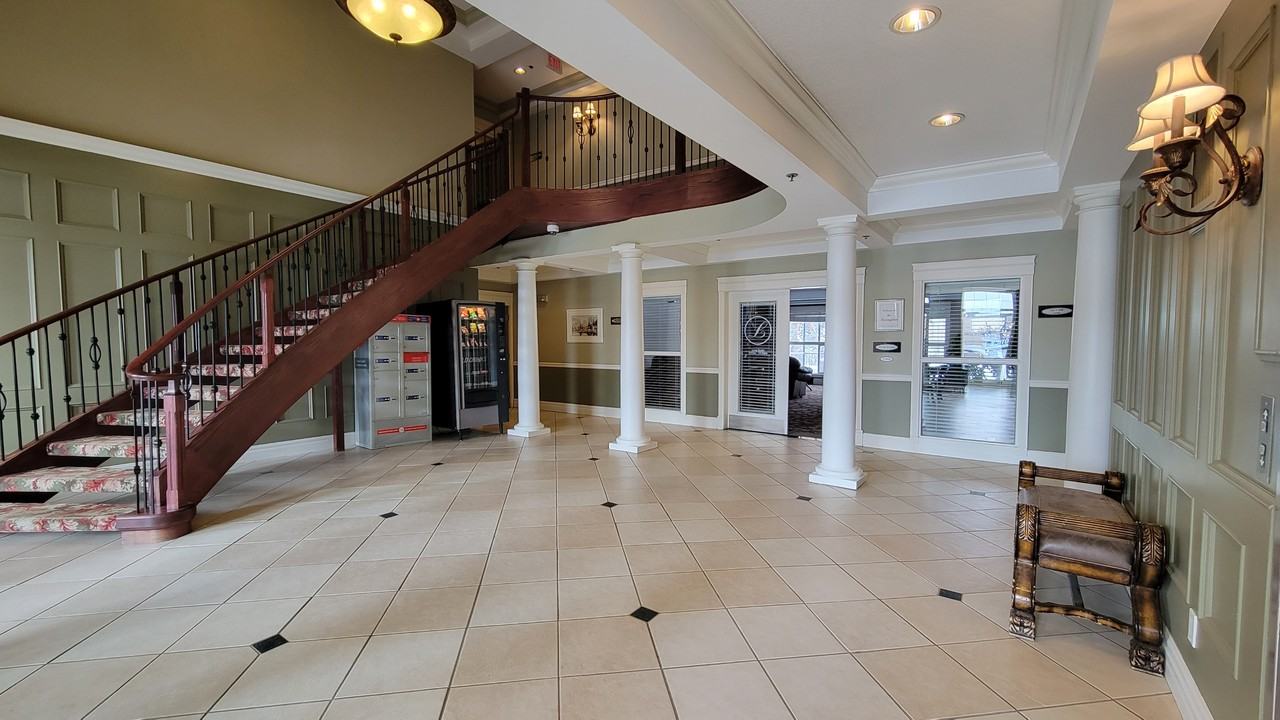 9914 101 Avenue - 308Renaissance #308 - Photo 7 of 15