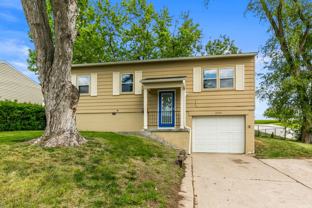 7209 S 78th St - Photo 1 of 1