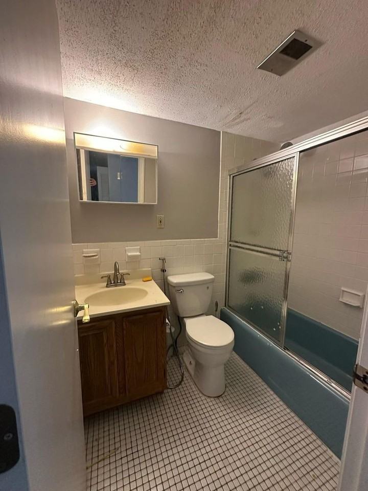 48 Fernview Ave - Photo 3 of 25