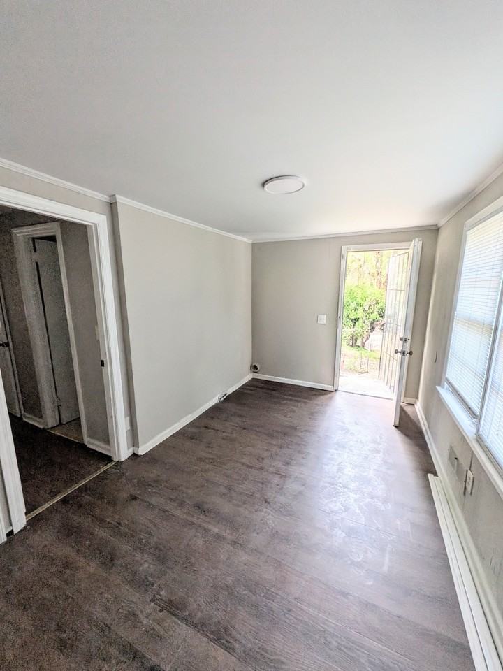 1332 Akridge St Nw #1 - Photo 4 of 13