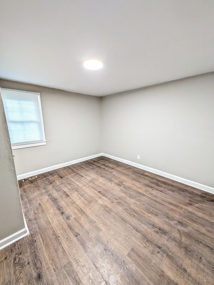 1332 Akridge St Nw #1 - Photo 7 of 13
