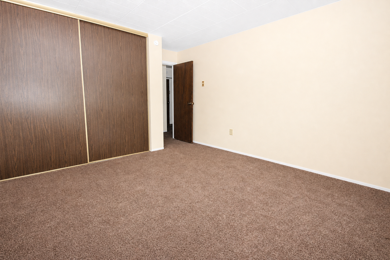 120 FOXWOOD ROADAPT 18 #18 - Photo 3 of 9