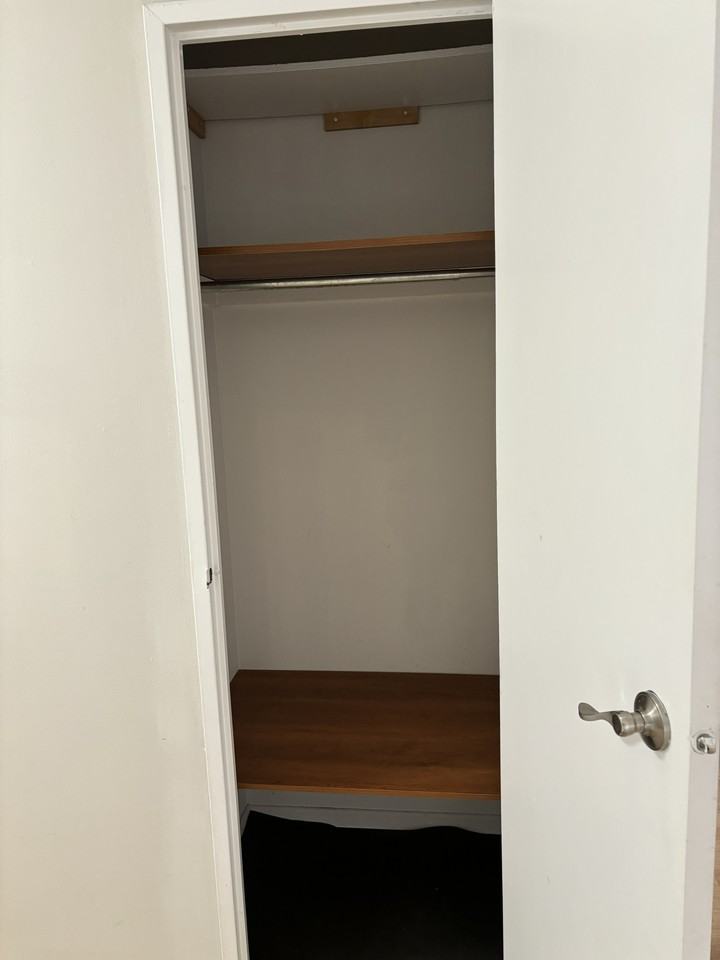 225 Old Carriage Dr #609 - Photo 5 of 15
