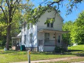 688 W Tompkins St #1 - Photo 1 of 1