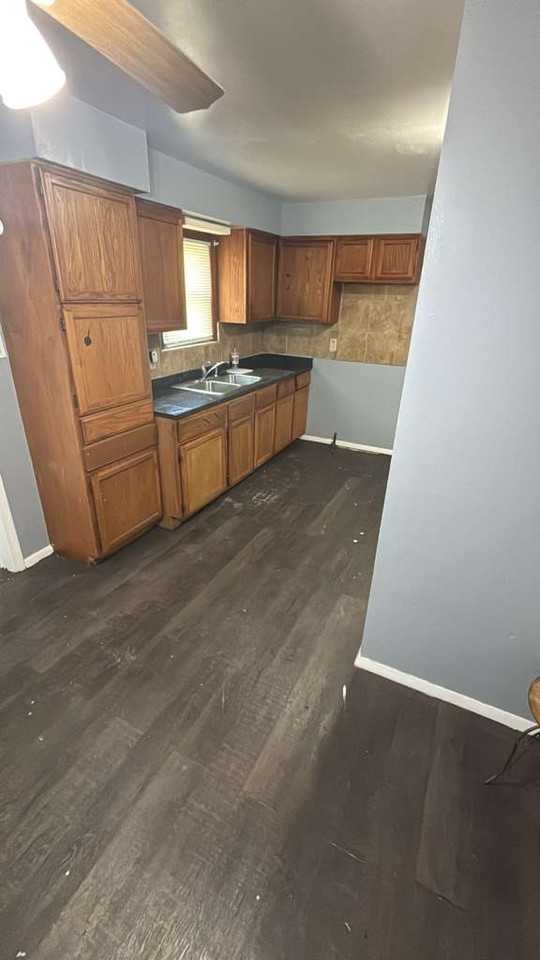 5554 Dalewood Ave #1 - Photo 2 of 8