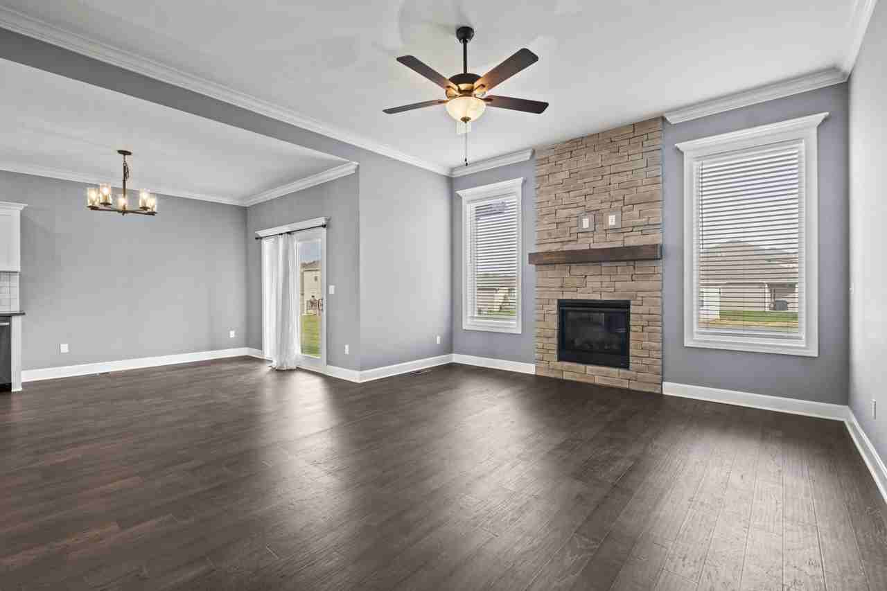 15300 Jessica St #1 - Photo 3 of 24