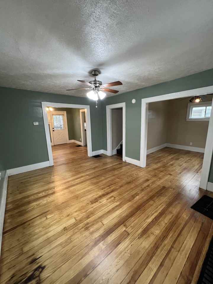 1617 Turner St #1 - Photo 7 of 21