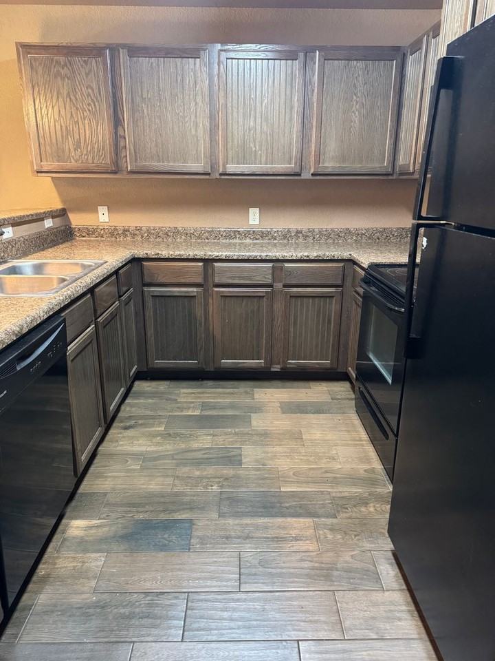 A2E Homes- FS Duplexes - Photo 5 of 17